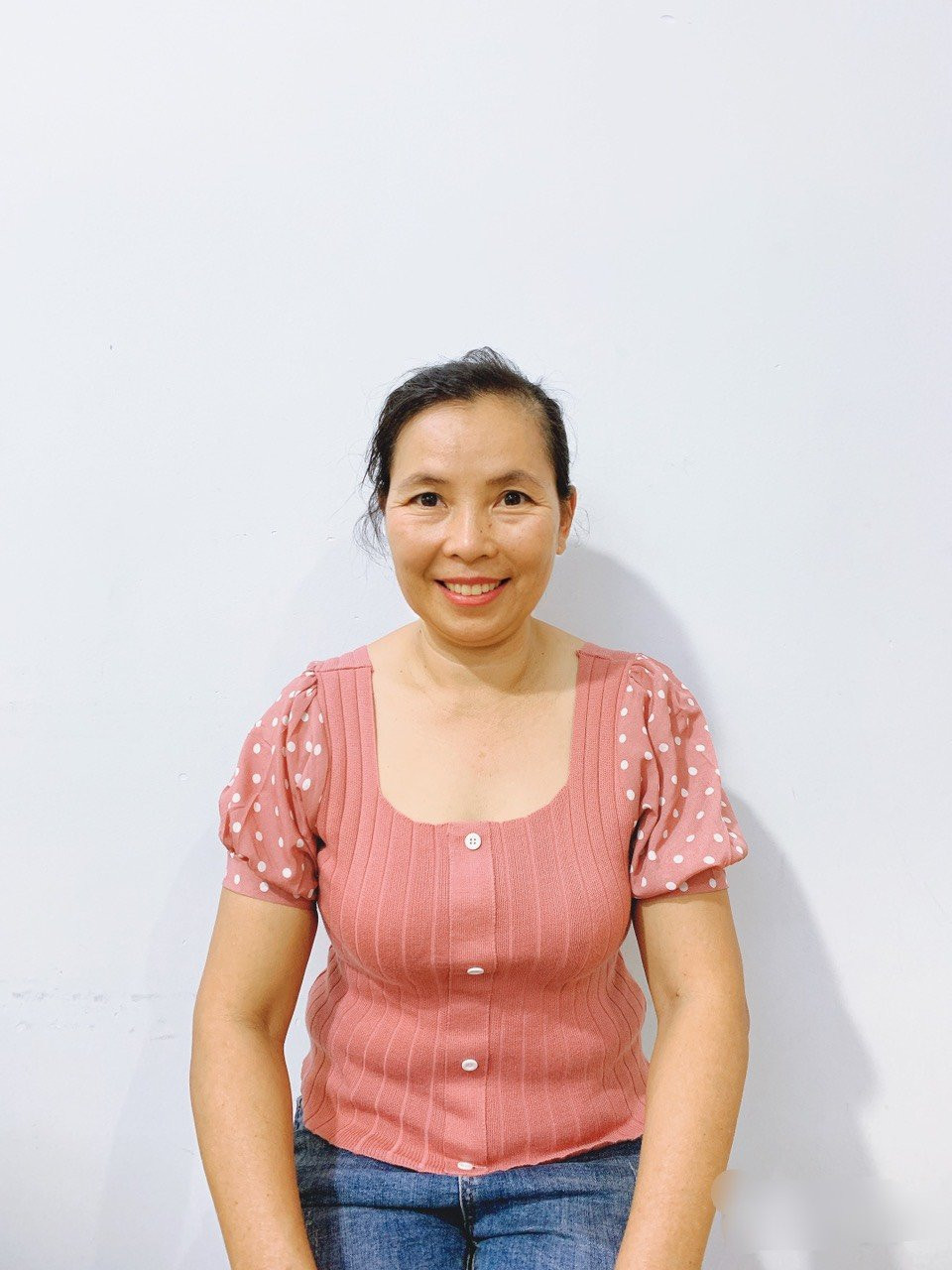 Cô Thiệp Sinh Năm 1974 Quê Bình Phước Chăm Bé Phụ Việc Nhà