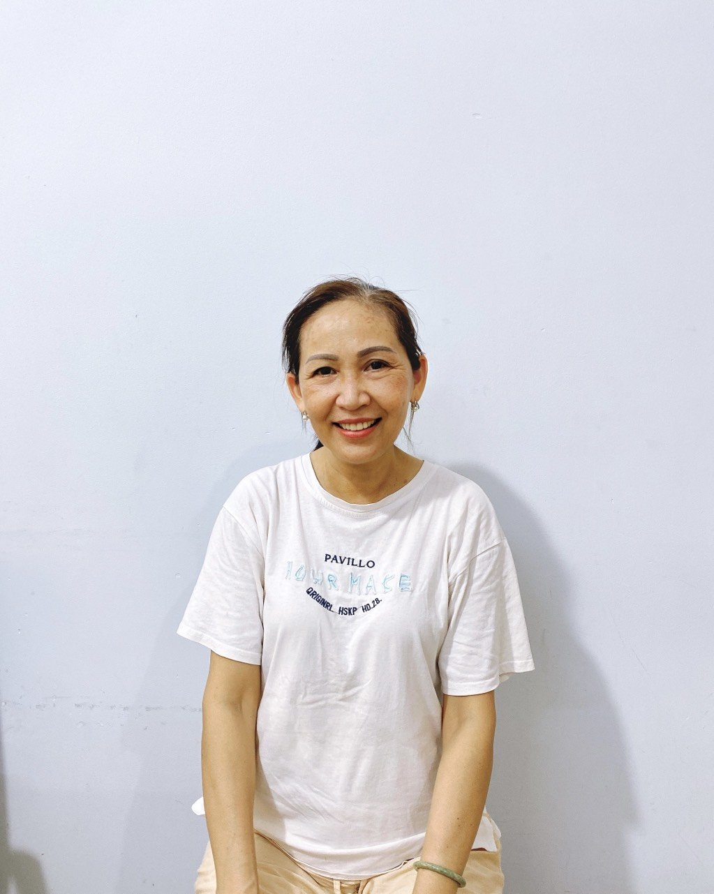 Chị Sang sinh năm 1975 Quê Vĩnh Long giúp việc nhà – phụ chăm em lương nhận việc 8 triệu