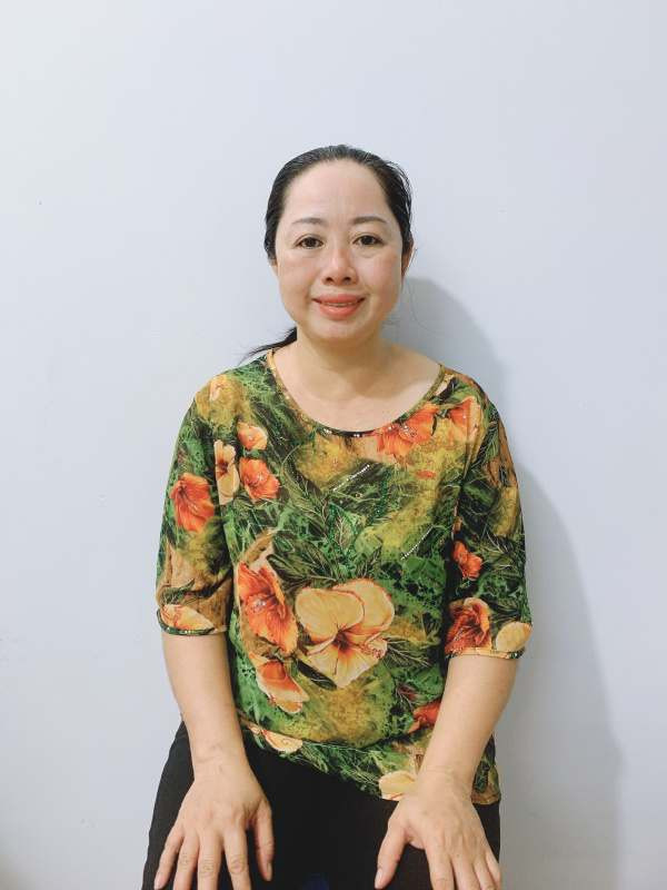 Chị Phong Miền tây hiền lành chuyên chăm ông bà từ đi lại yếu đến nằm 1 chỗ