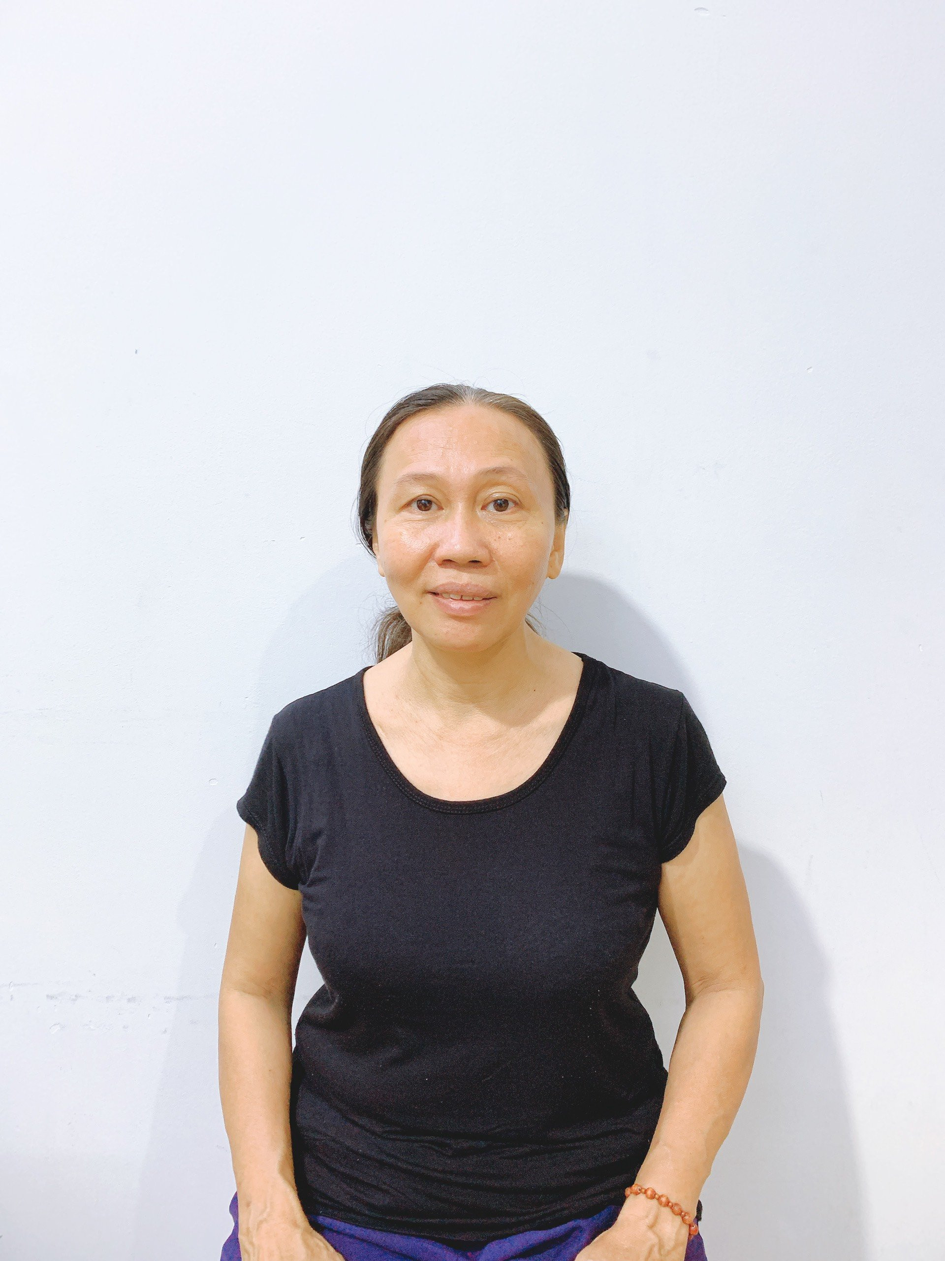 Cô Huyền – Sinh năm 1972 – Quê chị ở Hồ Chí Minh cô chuyên chăm sóc bà chăm tận tâm như người nhà