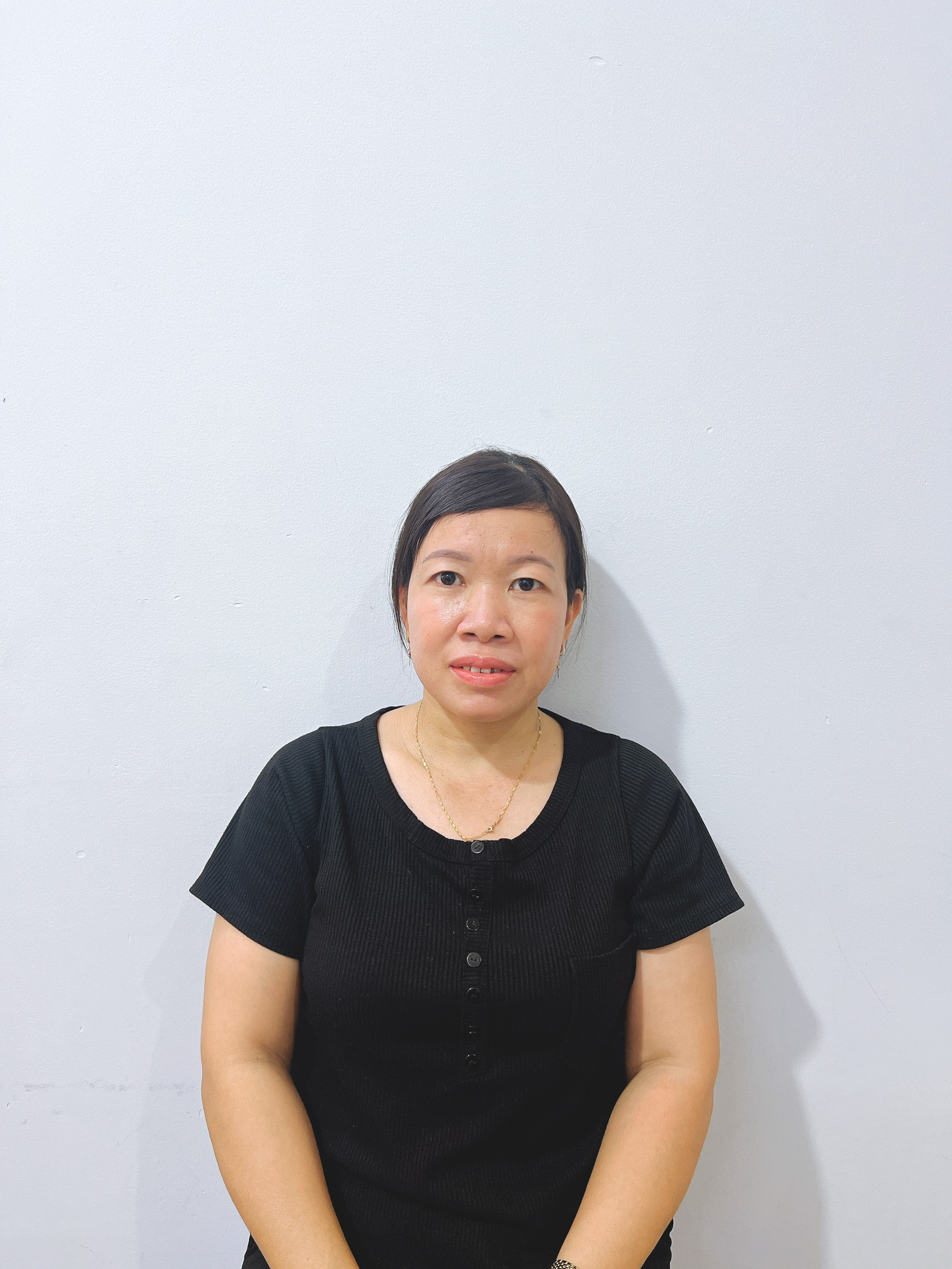 Chị Thời sinh năm 1982 quê quán Gia Lai miền trunng chuyên giúp việc nhà chăm bé