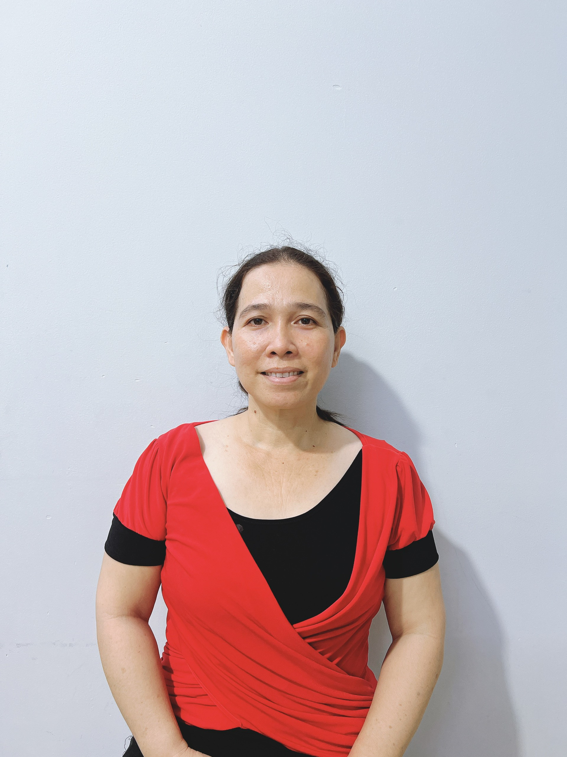 Chị Thùy miền nam hiền lành thương bé, giỏi việc cơm nước nhà cửa tươm tất