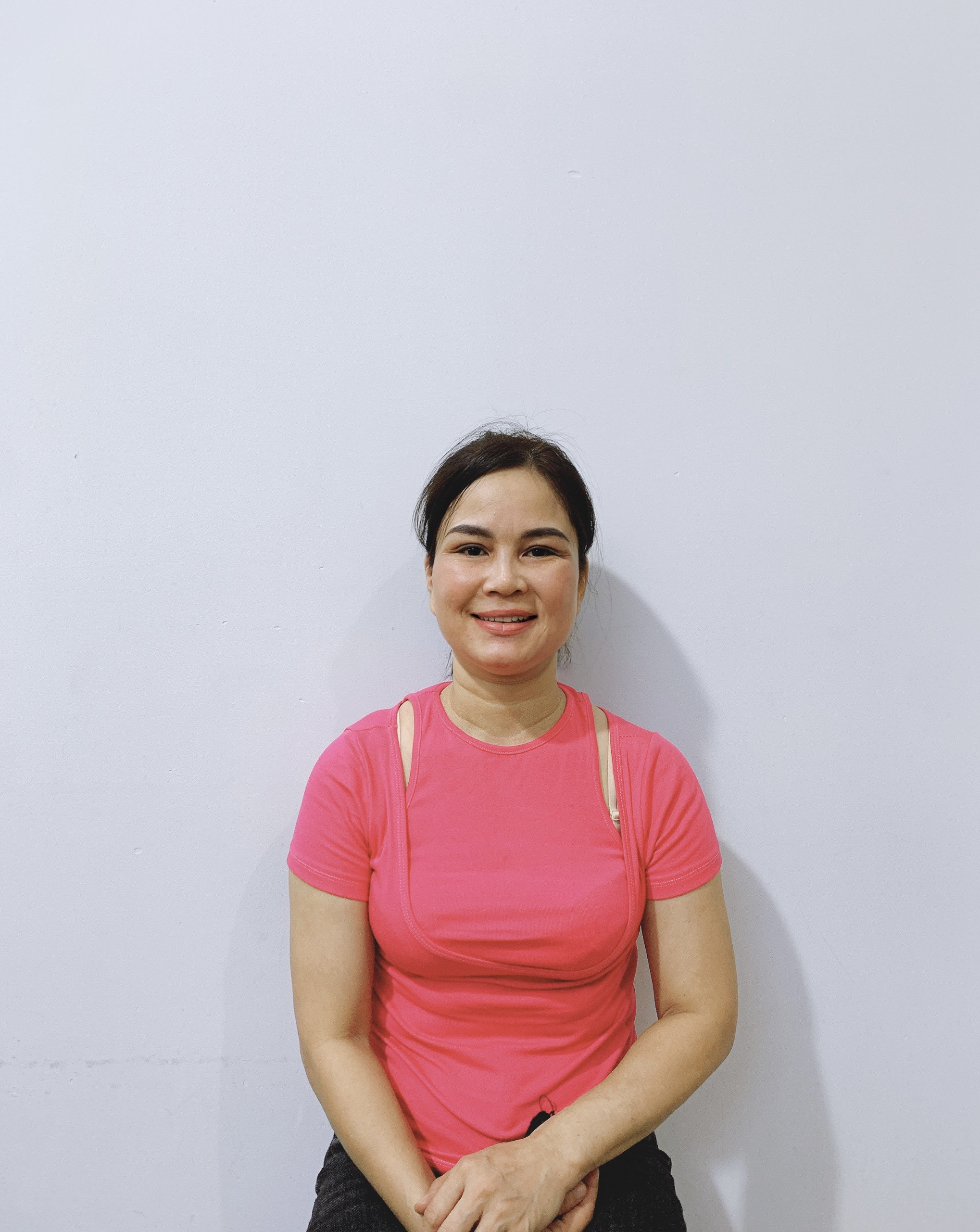 Chị Hóa quê ở Ninh Bình vào SG tìm việc làm ổn định lo cho kinh tế gia đình có việc là chị làm