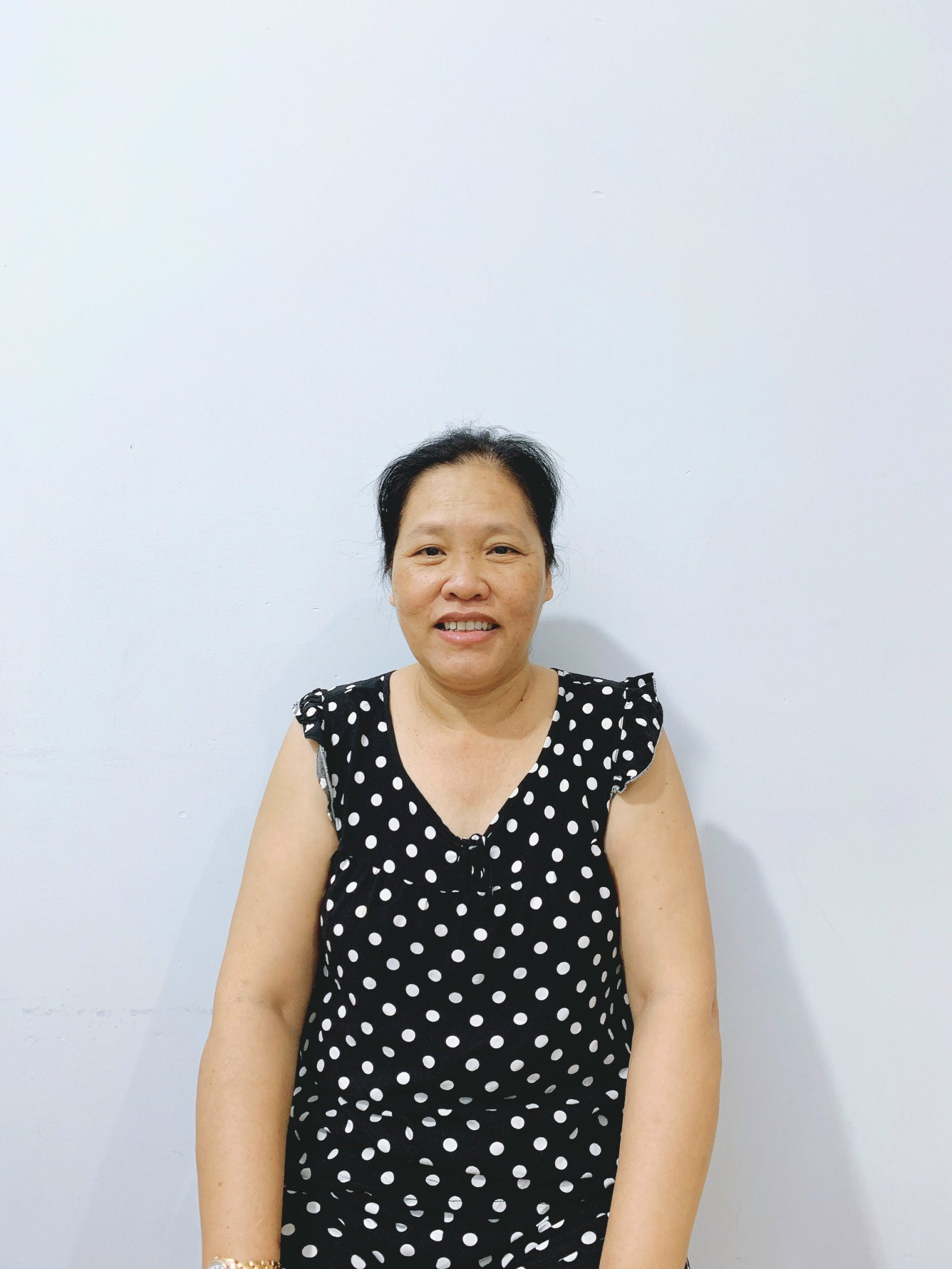 Chị: Nguyễn Thu Hà, Năm sinh: 1973,  Quê quán: Hồ Chí Minh chuyên chăm bé ăn ở lại