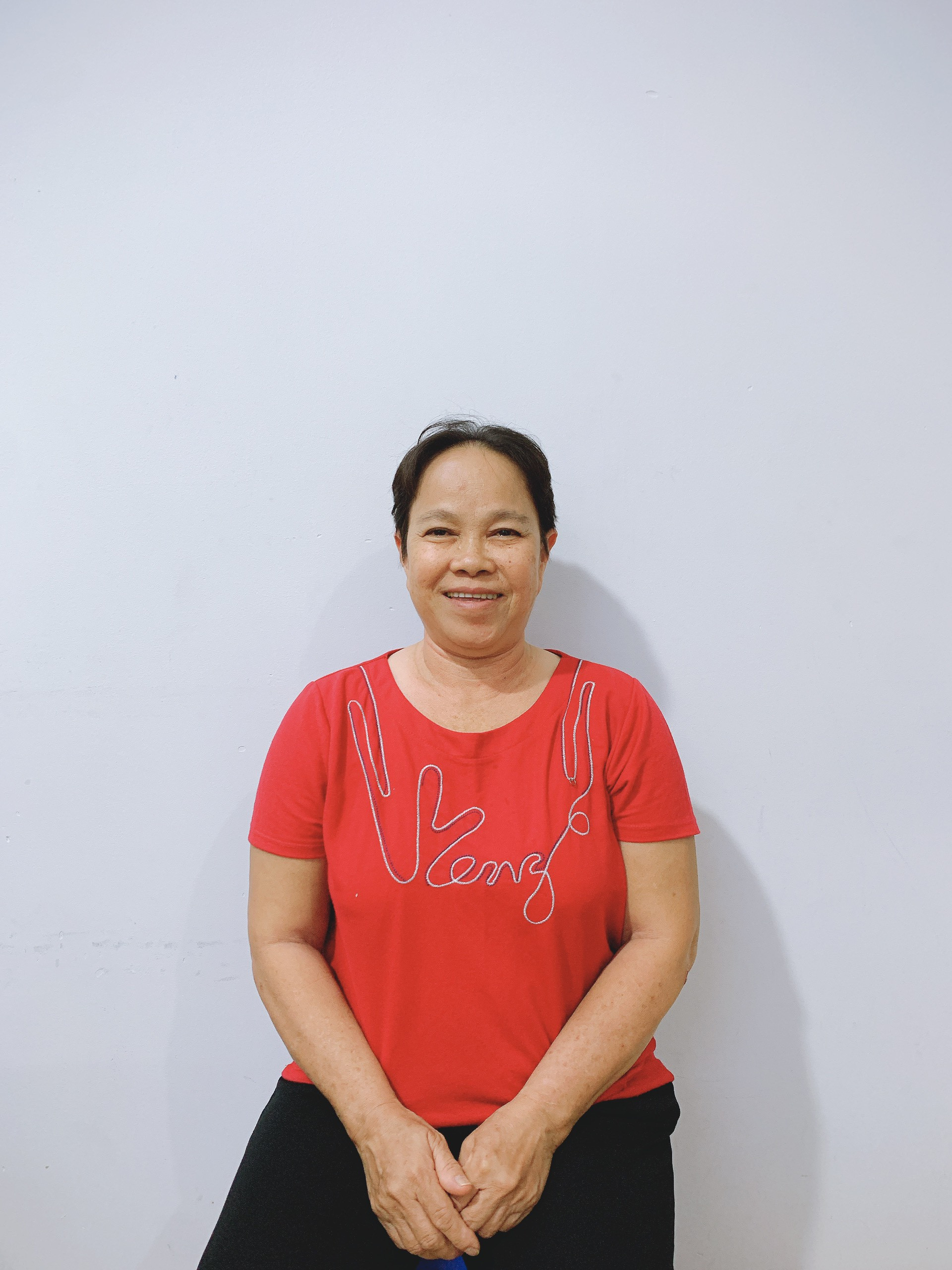 Cô Nguyễn Thị Kim Chi, sn 1970, quê ở Tiền Giang Nhận Giúp việc nhà – phụ chăm em.