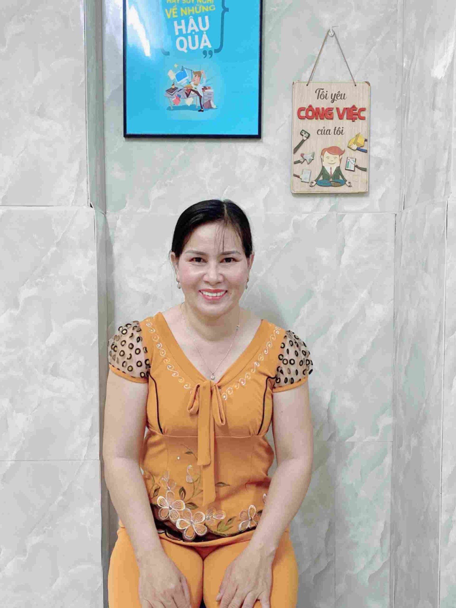 CHỊ HIẾU 72 ĐANG RẤT THIỆN CHÍ ĐI LÀM