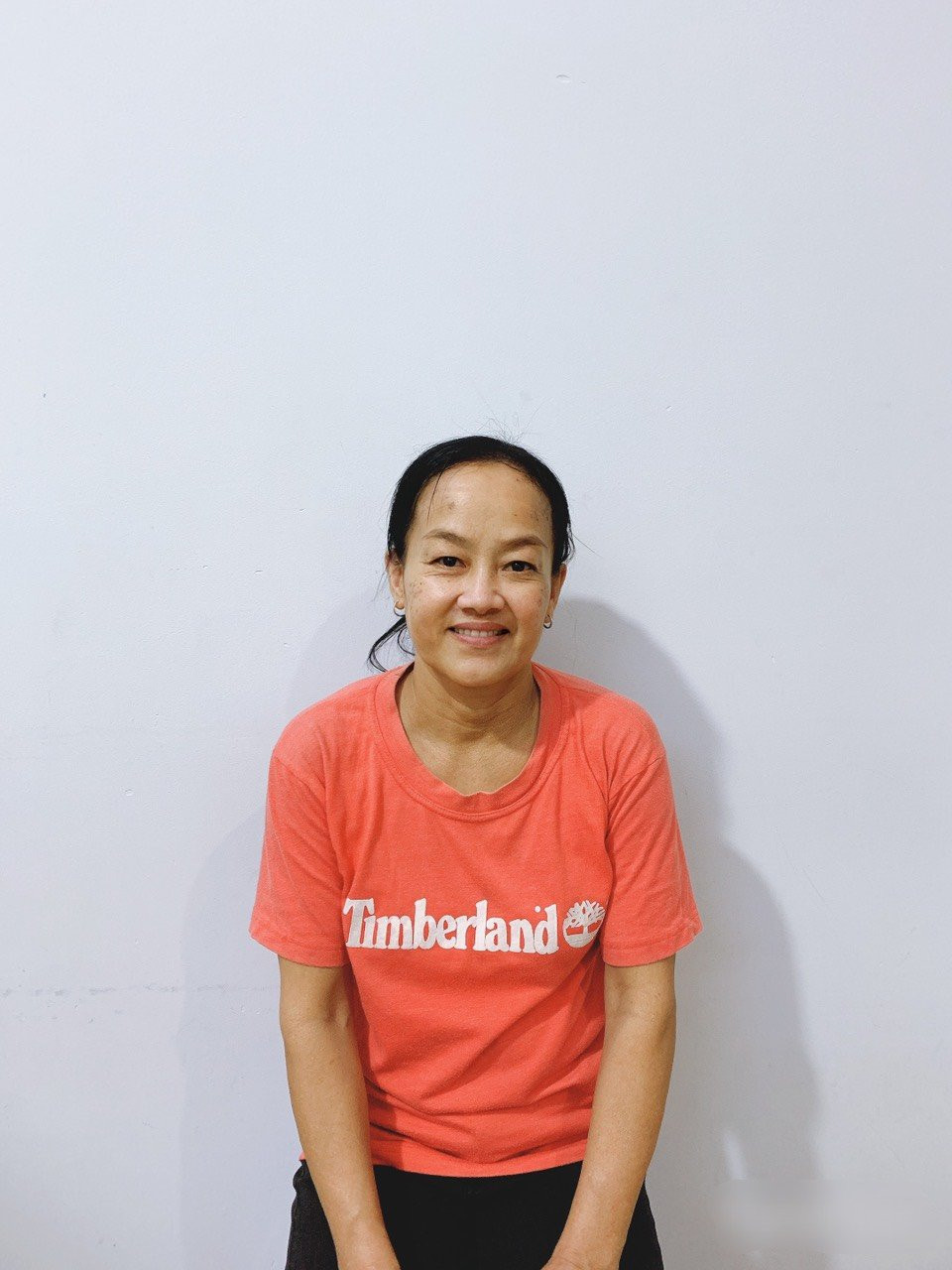 Cô Nguyễn Thị Ngọc Rim - Năm sinh: 1970 - Quê quán: Bến Tre cô chuyên chăm bệnh