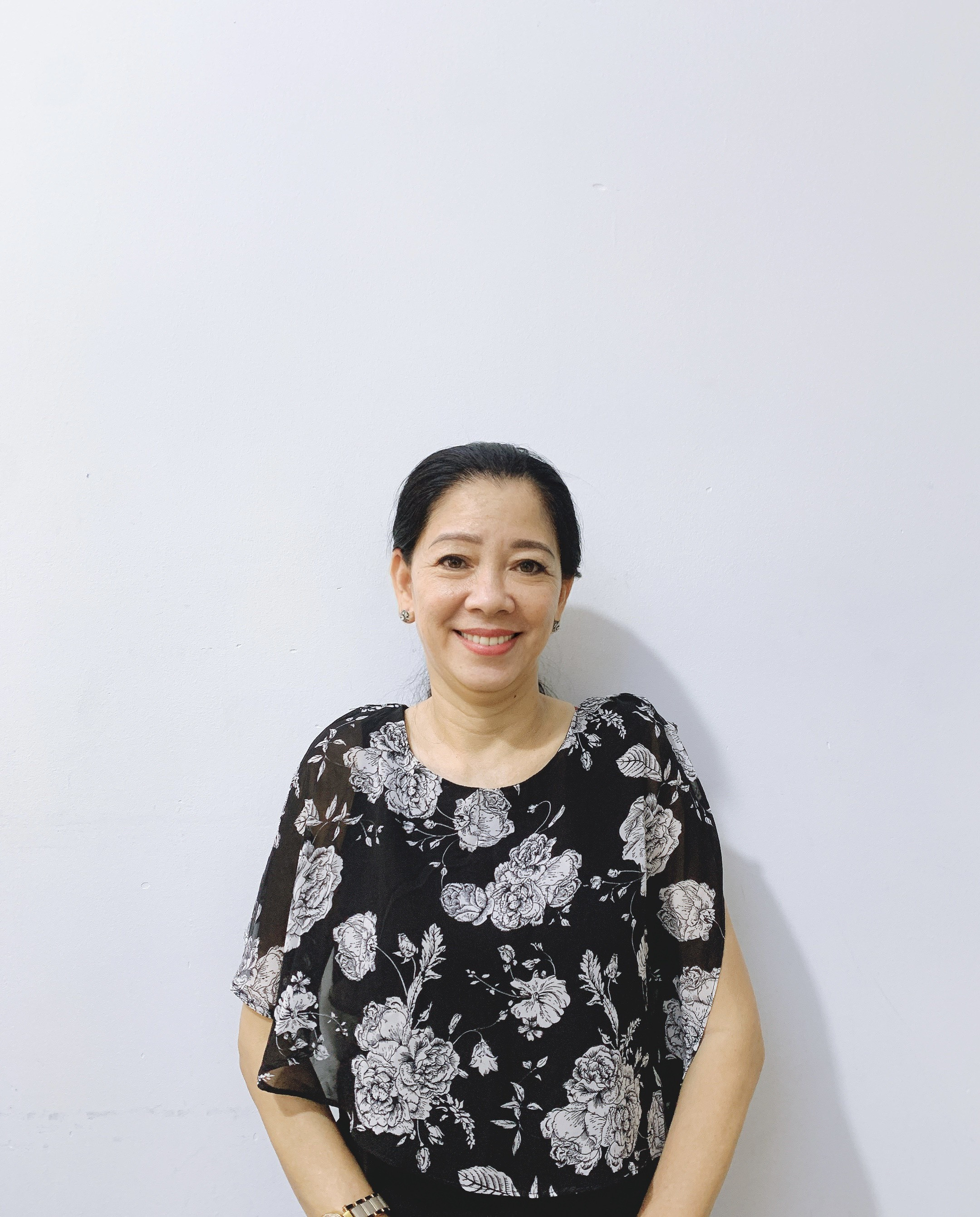 Cô Ngọc miền nam ngoài tuổi 50 chuyên chăm bé khéo tay bé nào cũng bẫm dễ thương
