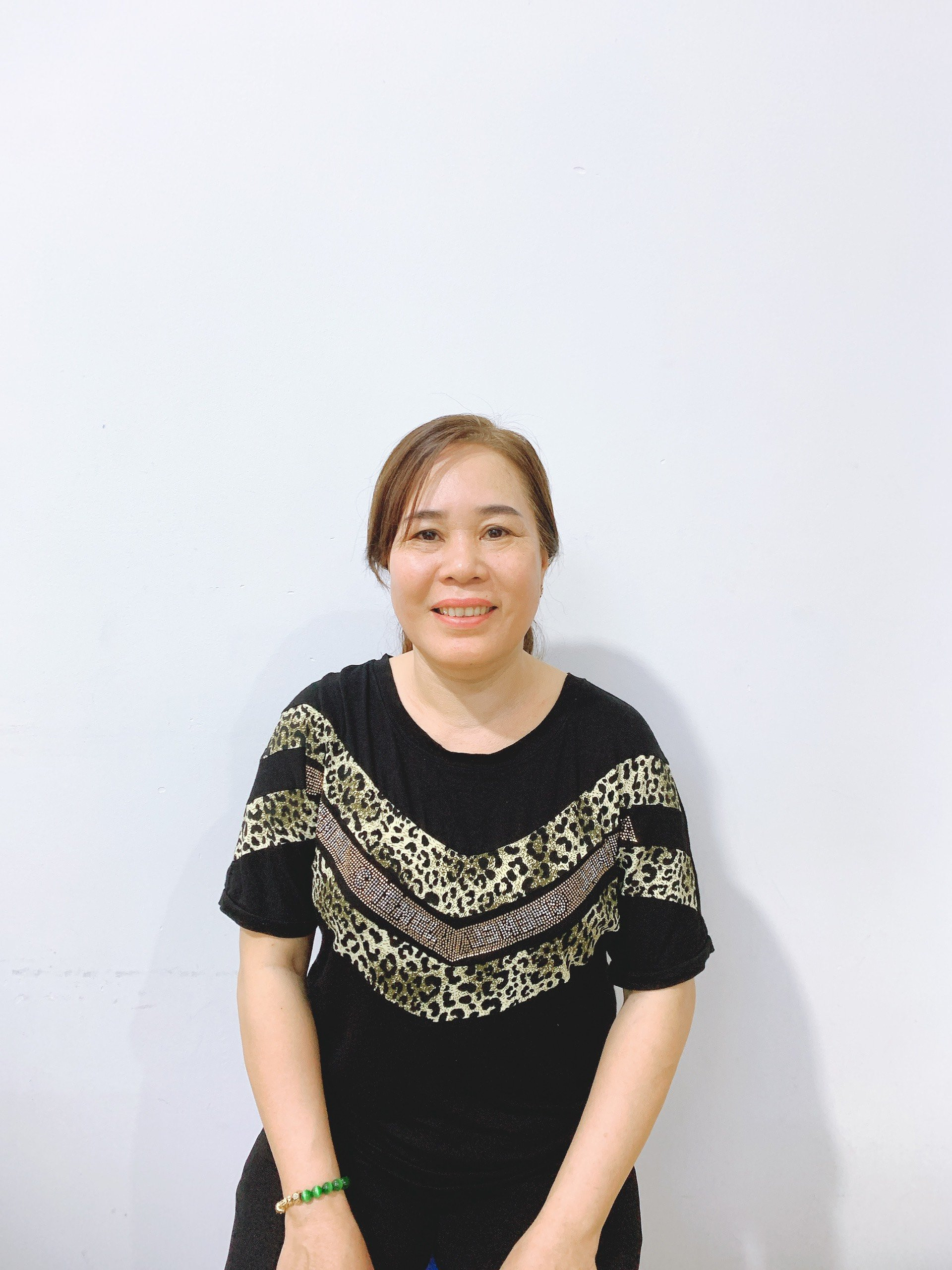 Chị Nguyễn Thị Ngọc Hiệp, Sinh Năm 1978, Quê Quán Đắk Nông - Giúp Việc Nhà Phụ Chăm Bé