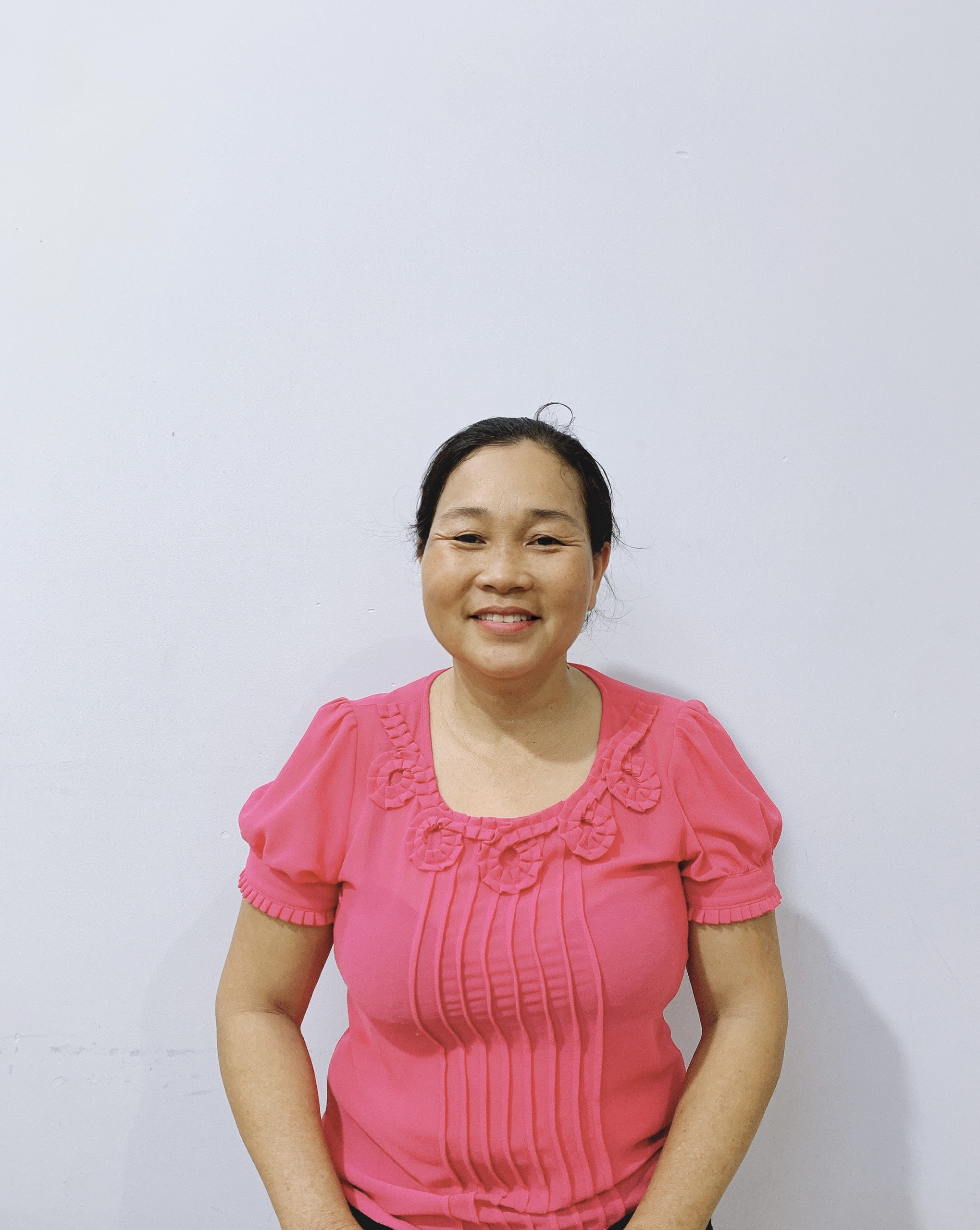 Chị Duyên, sinh năm 1977, quê ở Quảng Trị chị nhận chăm bà quý mến người lớn tuổi