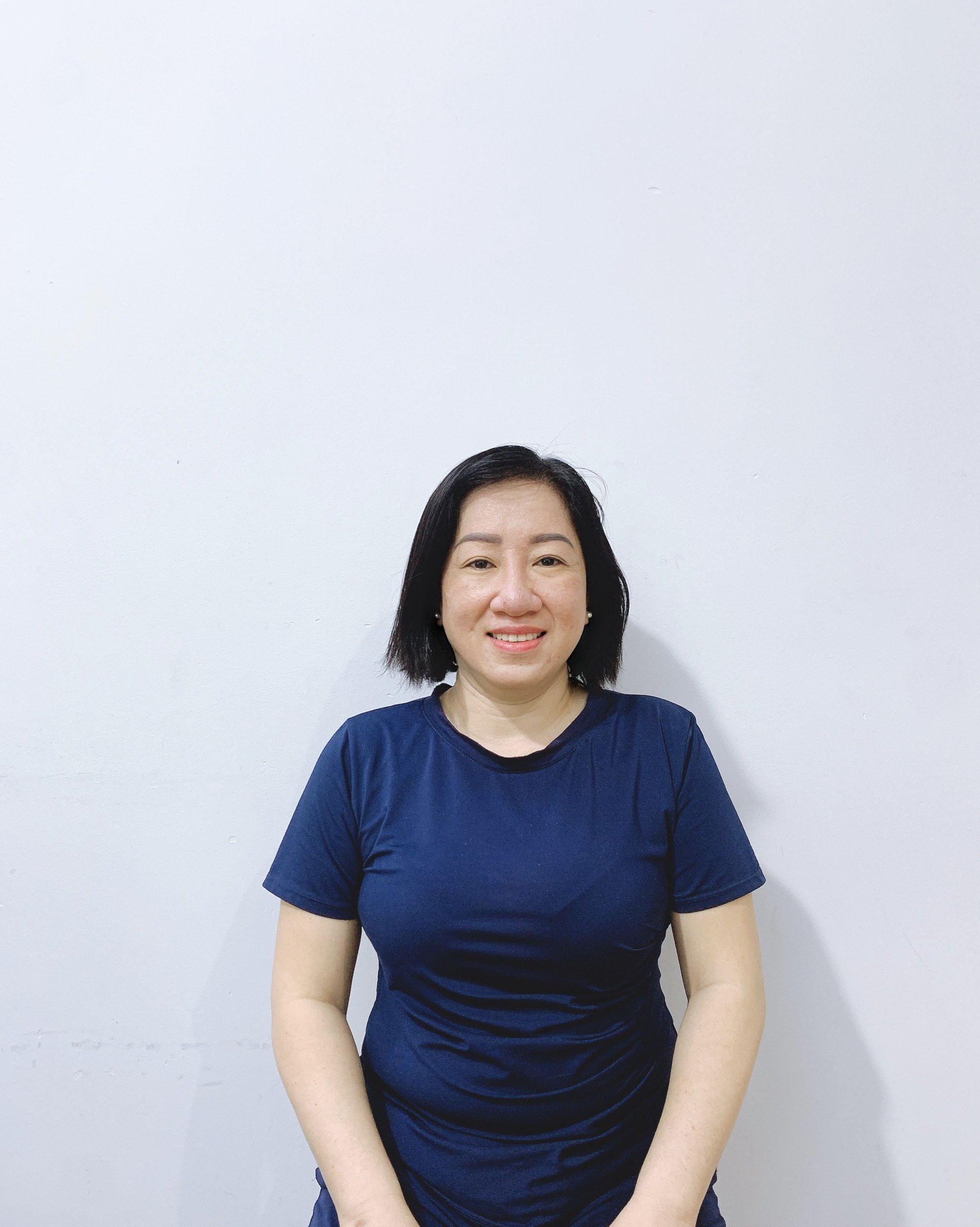 Chị Nguyễn Thị Ngọc Thùy, sinh năm 1979 quê Vĩnh Long Nhận giúp việc nhà , chăm bé.
