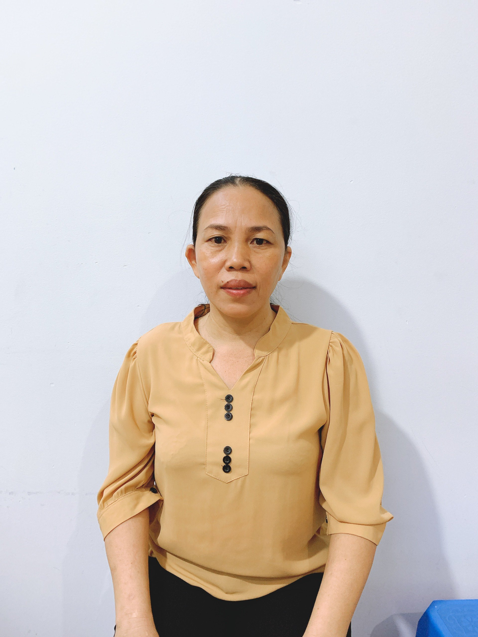 Chị Hồng – Sinh năm 1977- Quê Đồng Nai chuyên chăm bé từ sơ sinh đến lớn