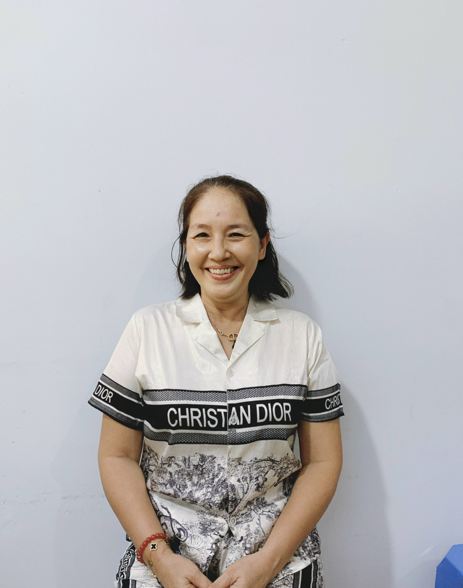 Chị Nguyễn Ngọc Mai, sinh năm 1976, Quê ở Cần Thơ - Giúp việc nhà, phụ chăm em