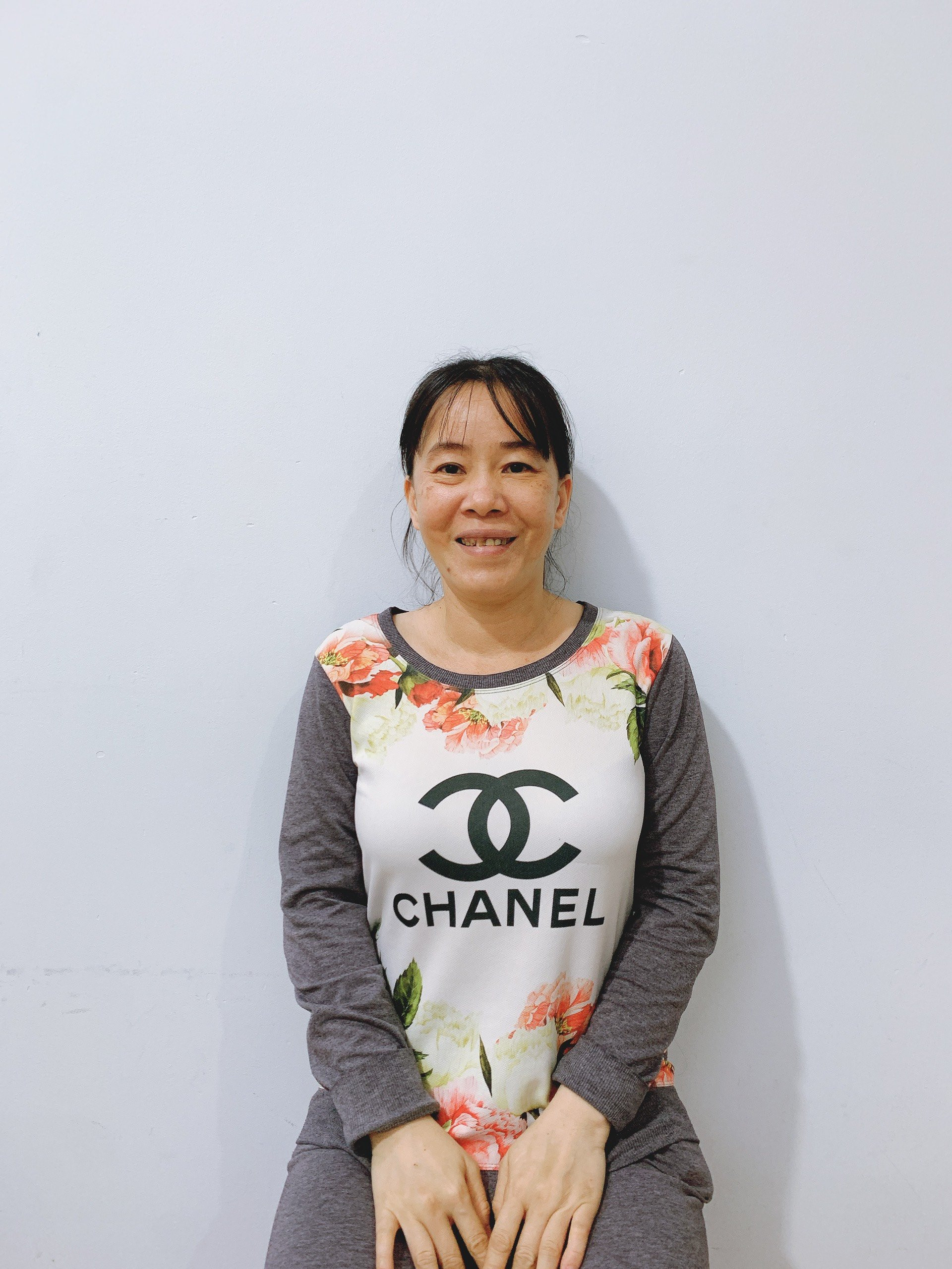 CHỊ TIỀN MIỀN TRUNG NHẬN CHĂM BÉ ĂN Ở LẠI
