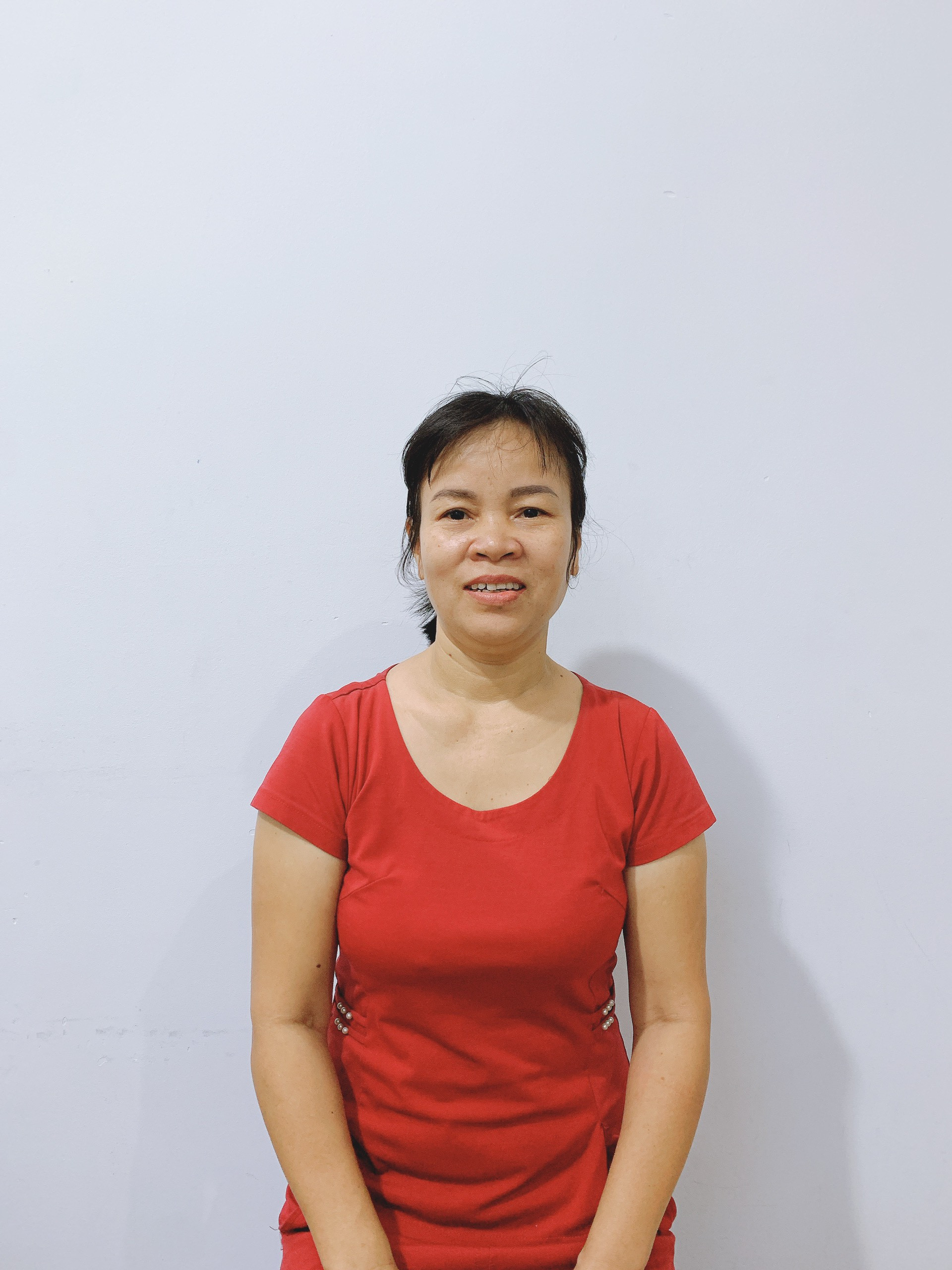 Chị Mơ miền trung chịu thương chịu khó chuyên chăm bé rất biết cách quan tâm chơi đùa cùng bé