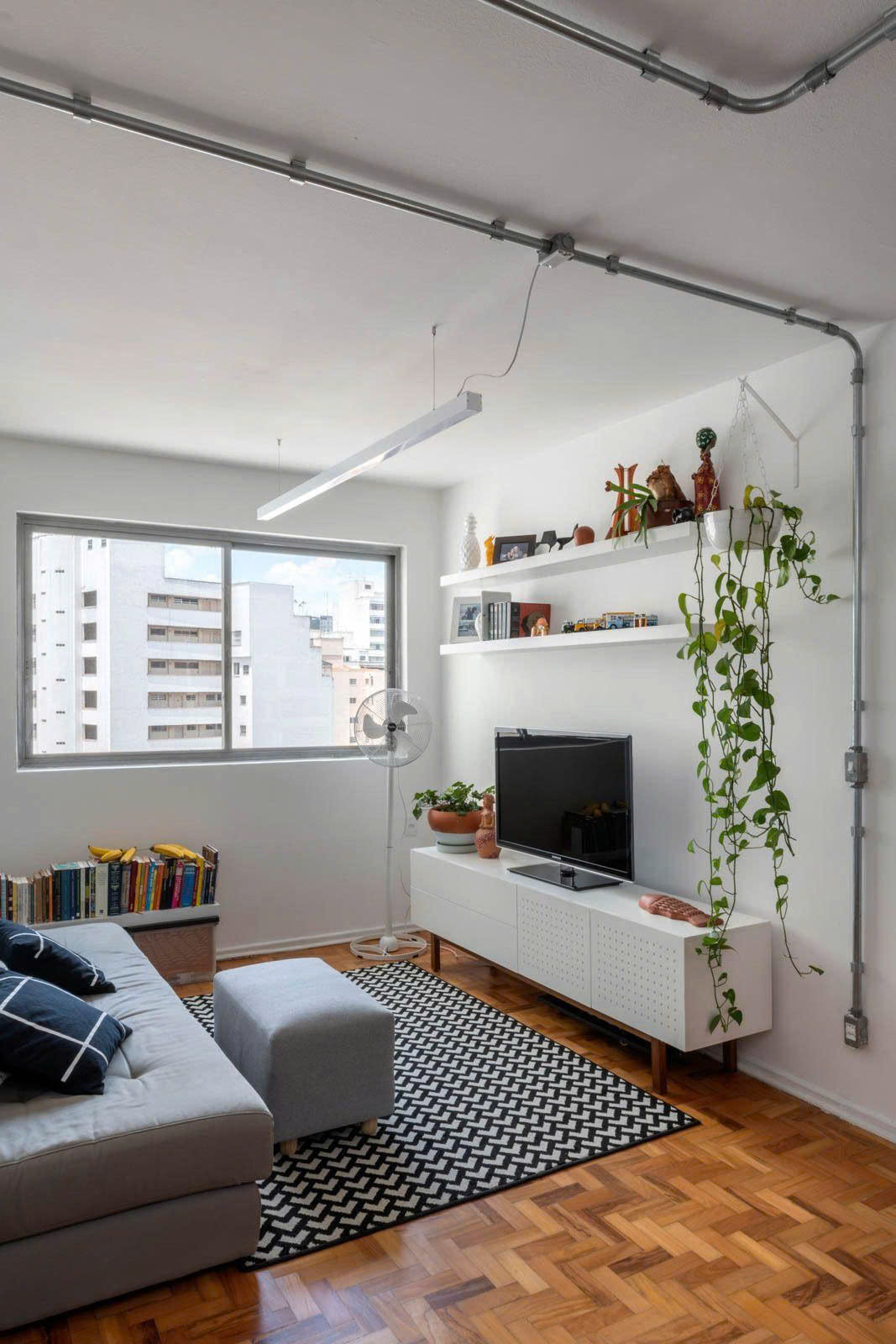 Hai mẹ con em đang ở chung cư Green Building Quận 3 cần chị giúp việc nhà lương 13 triệu ạ