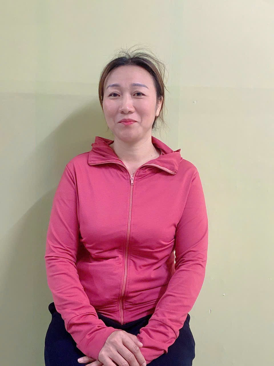 Em đang tìm việc cho chị gái em ạ