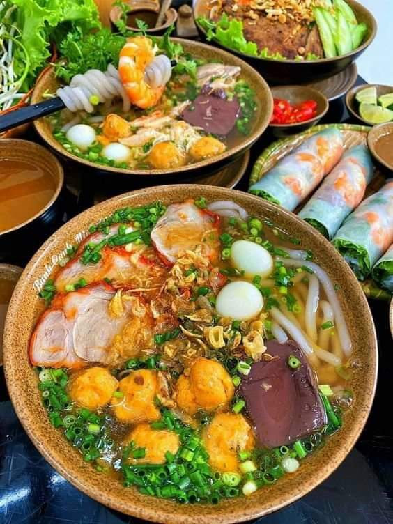 Nhà 1 trệt 1 lầu trên đường Tô Hiến Thành quận 10 cần gấp 1 chị giúp việc nhà lương 10 triệu.